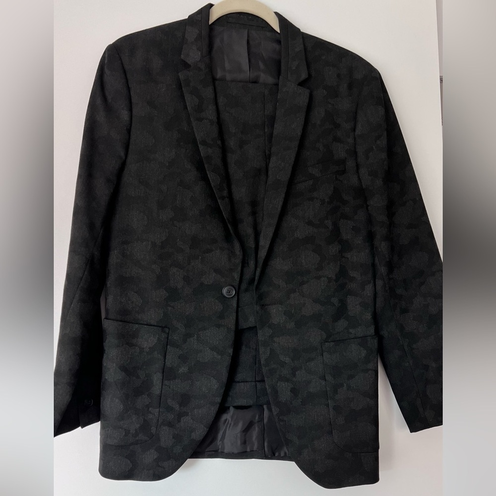 Topman skinny suit